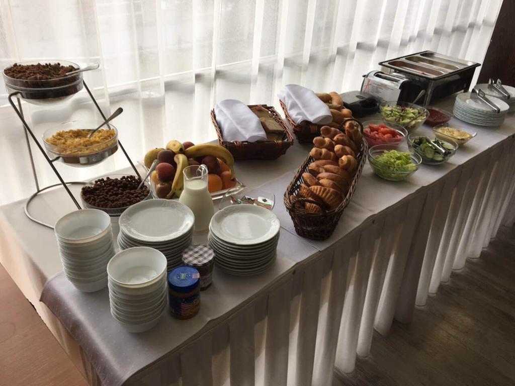Hotel Druzba ミハロフツェ エクステリア 写真